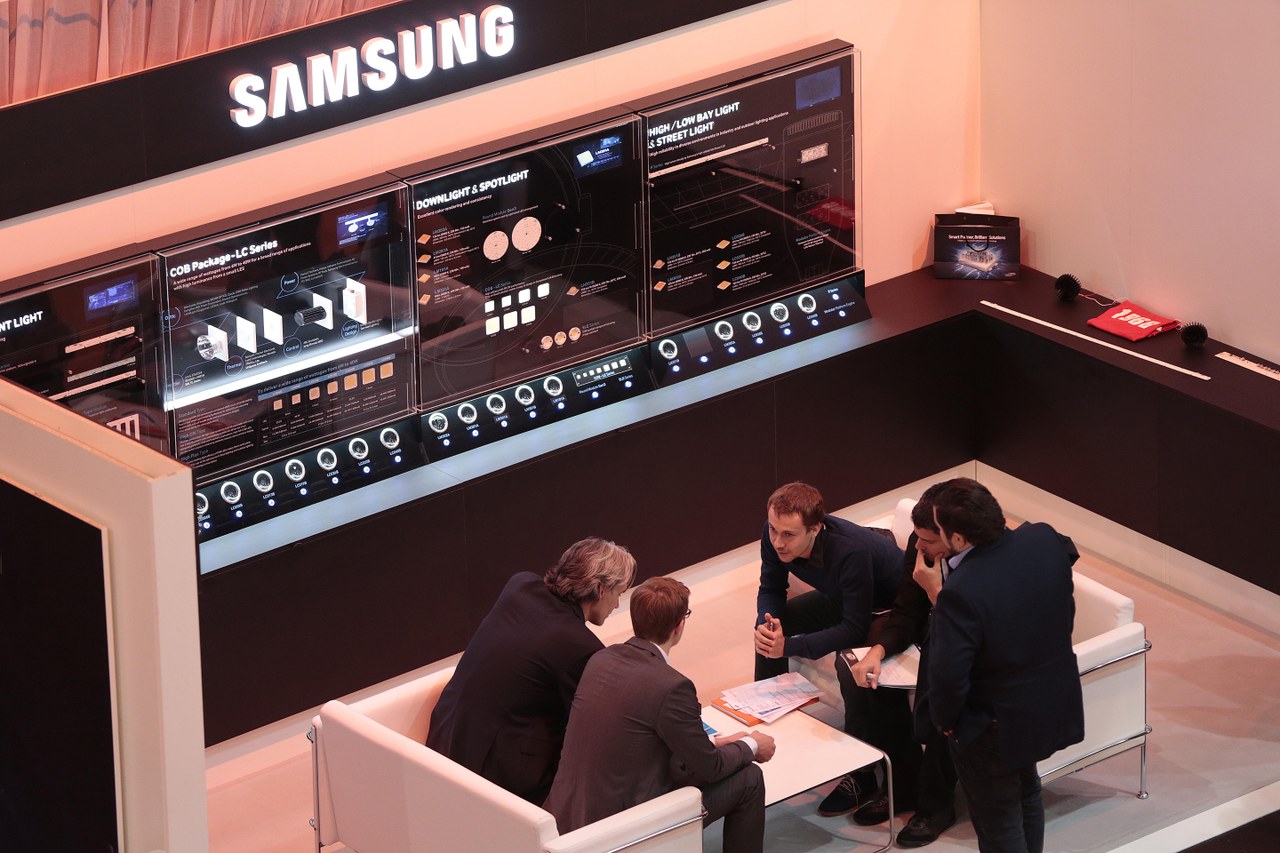 Discussion at Samsung booth.jpg