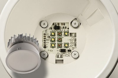 Cree´s LR4 module is now available with EasyWhite™ technology.