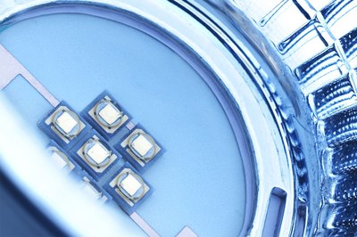 The tiny OSLON SSL 150 LED can be closely placed in reflector systems for very low-profile designs.