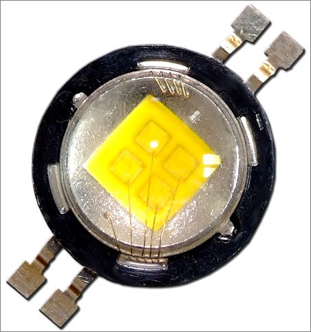 P7 package delivering 900 lumens at 10 watt power consumption.