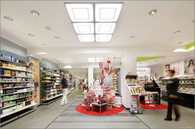 B1 LEDs set the lighting stage in the Douglas branch in Frankenthal, creating a lasting attraction for customers.