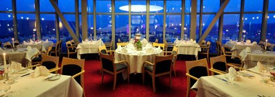The new LED lights emphasize the atmosphere in the SCALA Restaurant with its breathtaking view