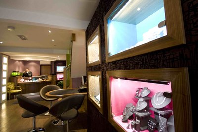 The Christopher Evans Goldsmith store Poynton features Lumenal's LED ceiling recessed Sol lamps and Sirius strip lights