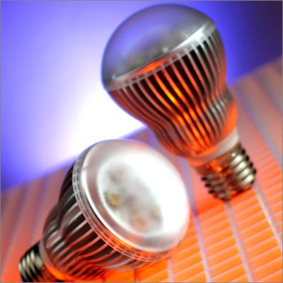 LEDtronics new DécorLED Series replaces 40W incandescent lamps, using less than 7 Watts.