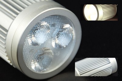 Cylindrical in shape, the Light Boltz LED Engine saves energy without sacrificing design and offers a Hight Punch of Light