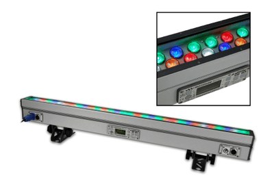 Multiform's MultiWall GII uses 62 R,G,B,A & W LEDs and delivers 3150lm at 62W