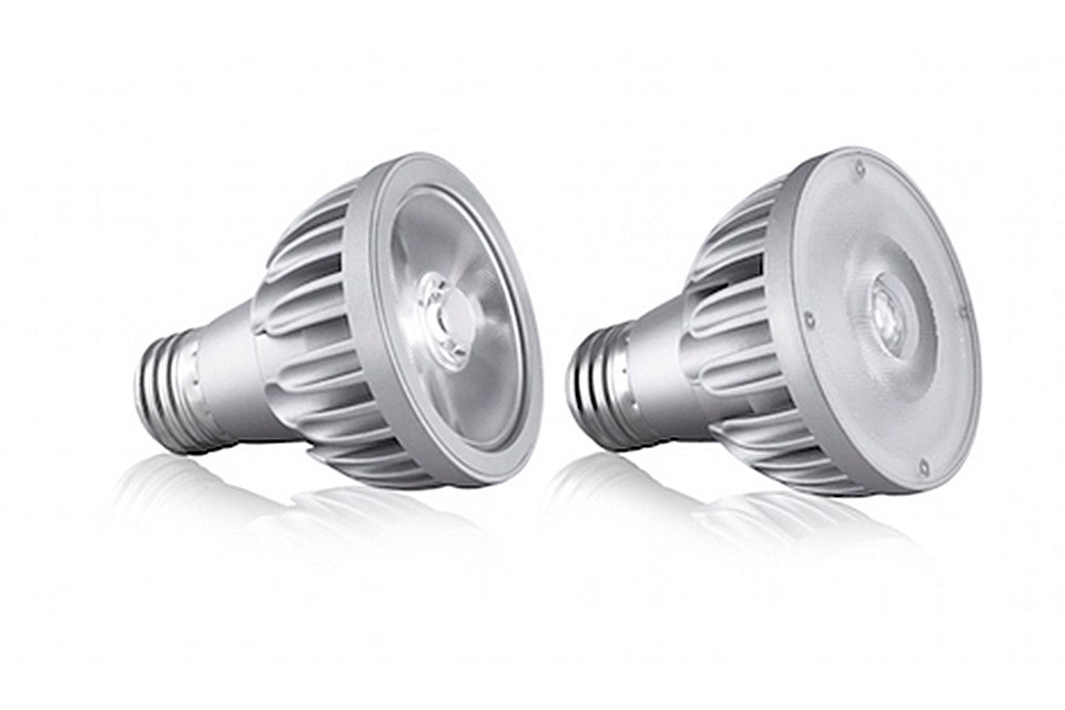 Many lighting designers prefer PAR20 lamps for their installations because they recognize them to have the perfect size