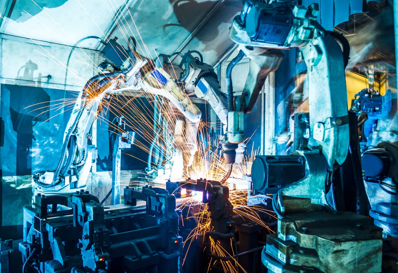 FA-005_robots-welding-in-a-car-factory-pictureLiFi.jpg