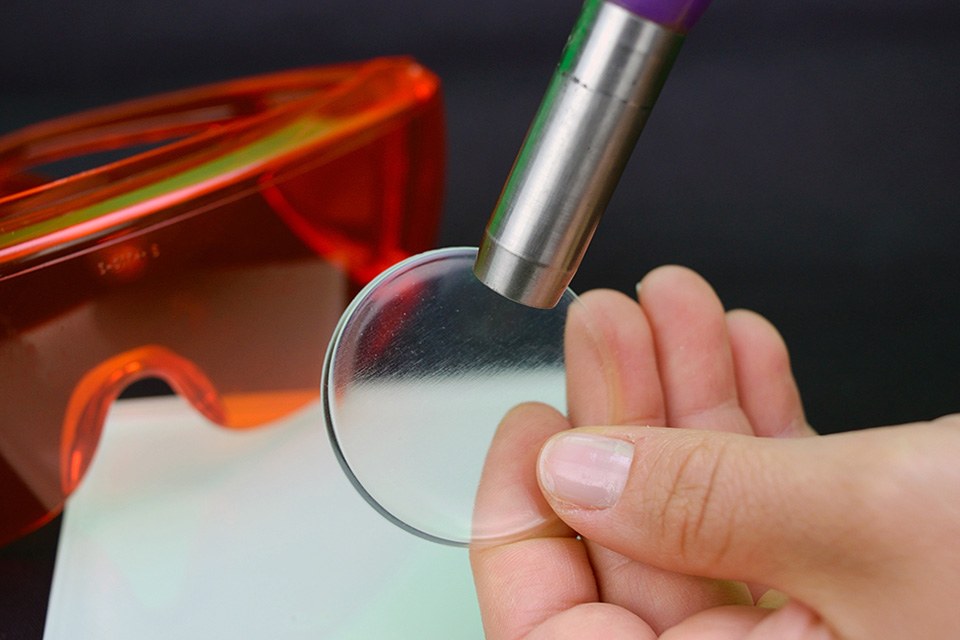 Optically Clear, Room Temperature Curing Epoxy Blocks UV Light