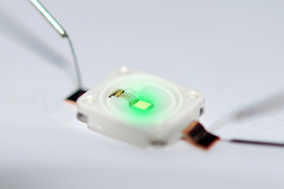 Osram - 40% Increased Efficiency of Green LEDs Improves Battery Life of ...