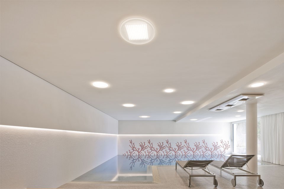 Ryd op materiale Byg op Atmospheric Tension: LED Luminaires for Living Rooms, Spa Areas and  Outdoors — LED professional - LED Lighting Technology, Application Magazine