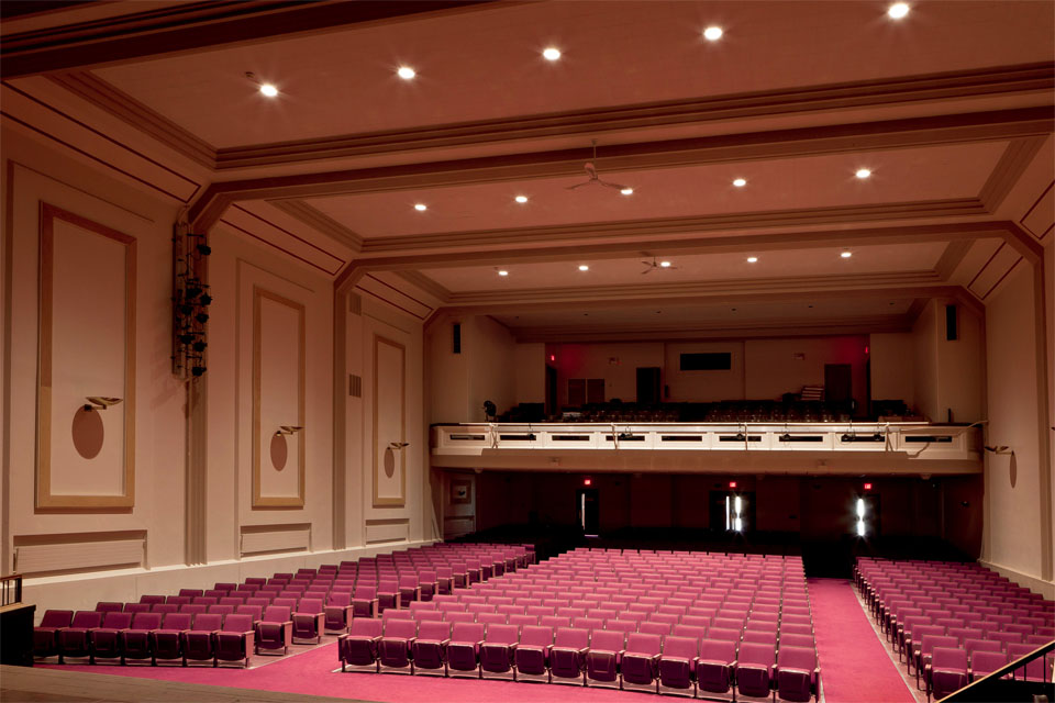 BetaLED's Essentia™ Downlights Offer Largest LED Selection and Highest  Lumen Package — LED professional - LED Lighting Technology, Application  Magazine